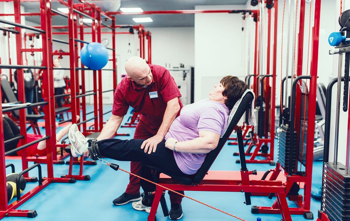 Simulator exercises for the treatment of gonarthrosis
